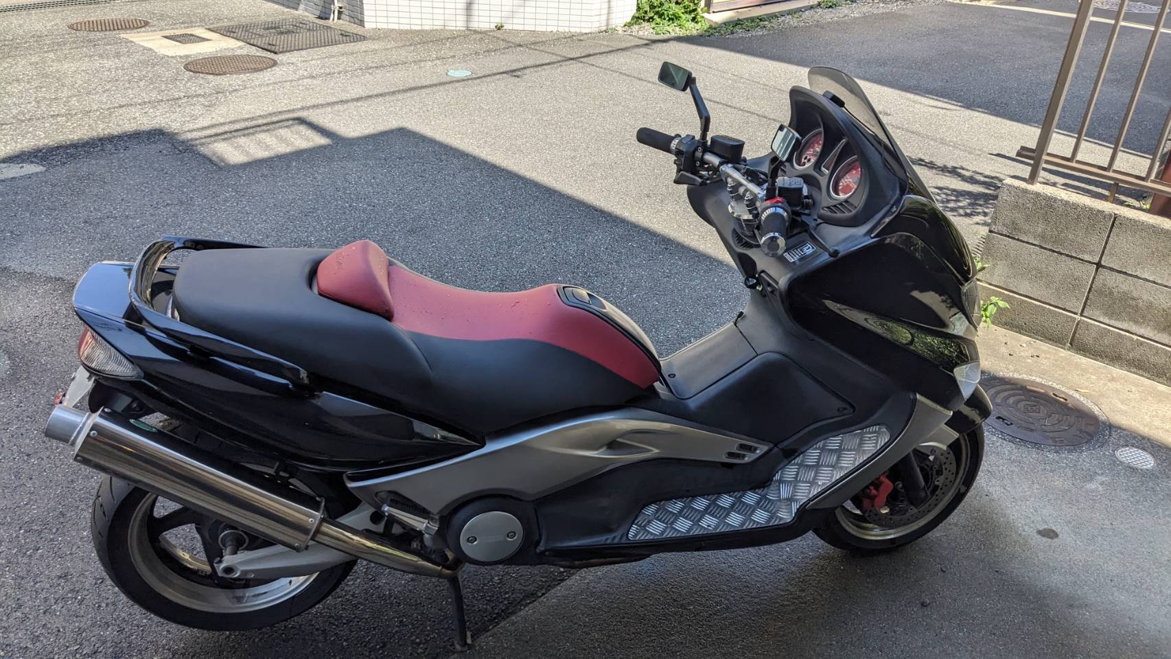 T-MAX500キービジュアル