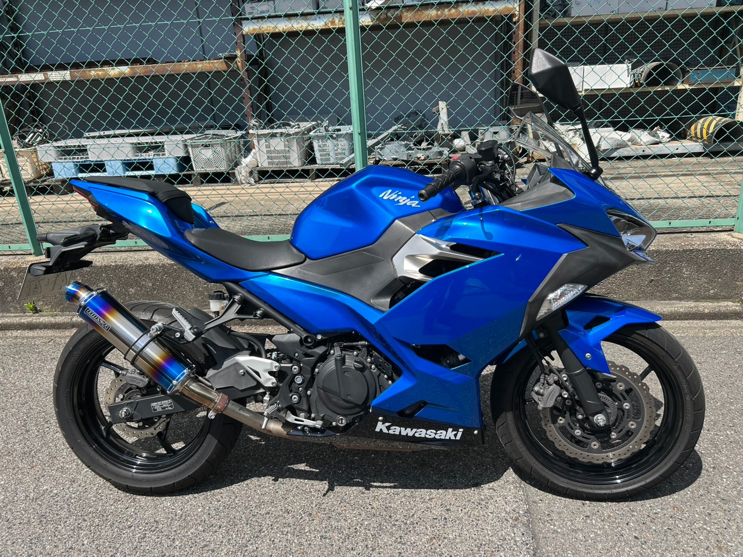 NINJA250キービジュアル